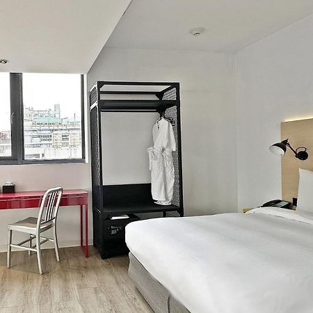 amba Taipei Ximending Hotel Bagian luar foto